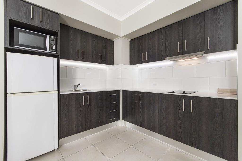 Sunshine Tower Hotel Cairns Room photo